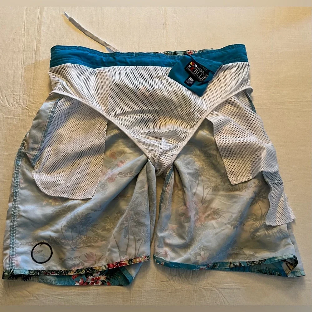 Newport Blue Men’s tropical island Beach Palm Tree Blue swim trunks shorts - Picture 8 of 9